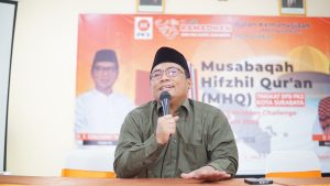 Bung Tomo, Ketua DPD PKS Kota Surabaya saat memberikan arahan 